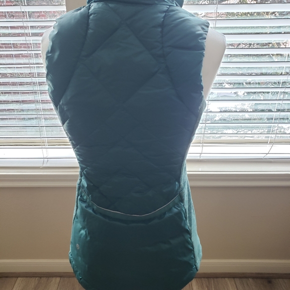 Lululemon Down for the Run Vest
Size 4 - Picture 12 of 12